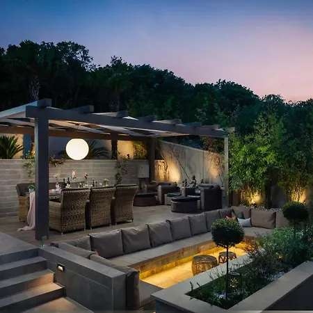 Βίλα Buddha Bay Zrnovo