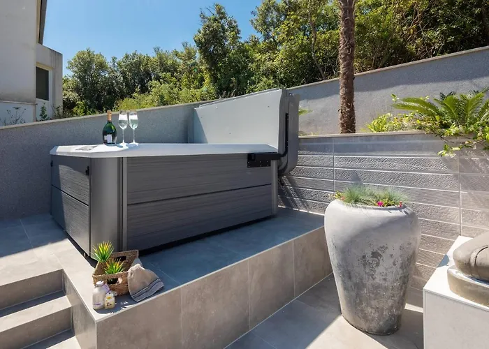 Buddha Bay Vila Zrnovo